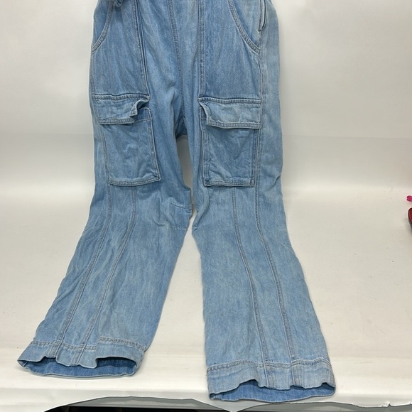 Women's Light Blue Denim Jumpsuit free people size small missing a button - Picture 8 of 13